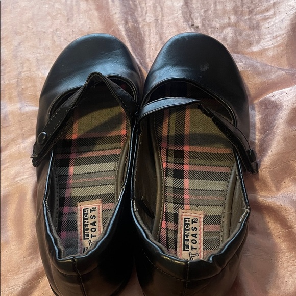 French Toast Classic Black Mary Janes - Picture 1 of 5
